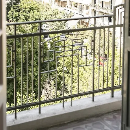 Patron Apartment *